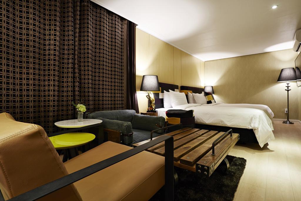 Hotel Namoo Cheong-Ju Cheongju Extérieur photo