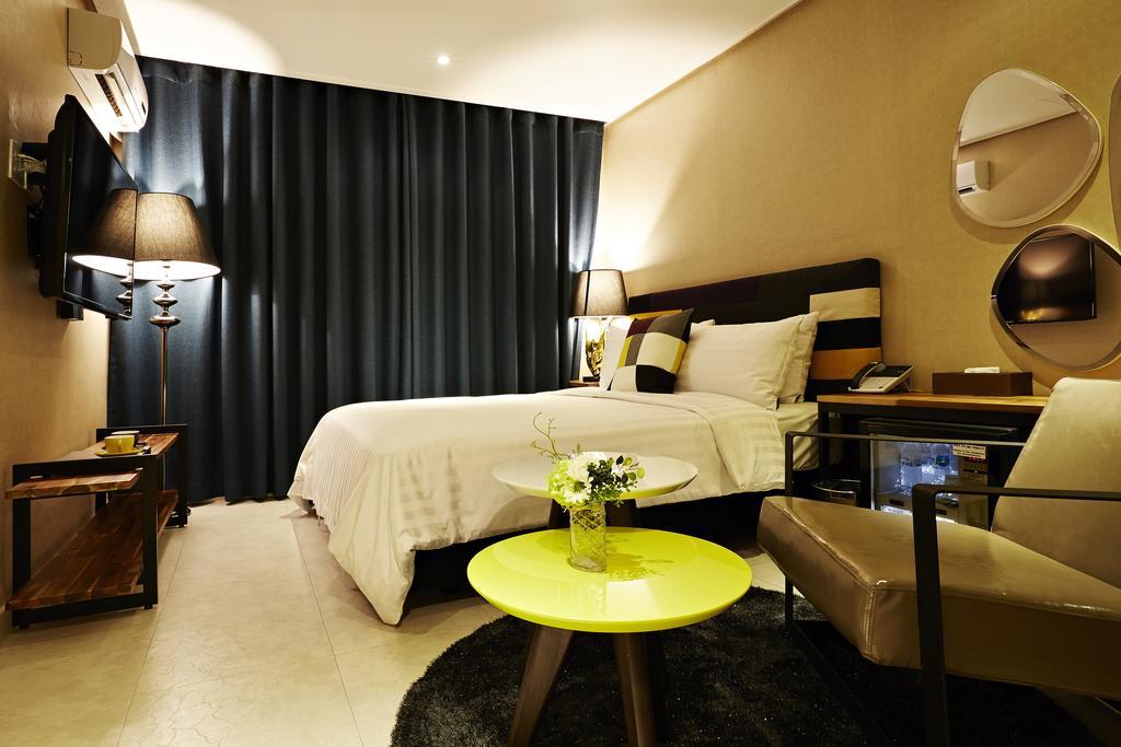 Hotel Namoo Cheong-Ju Cheongju Chambre photo
